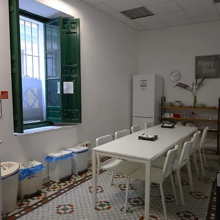 San Isidoro Hostel *